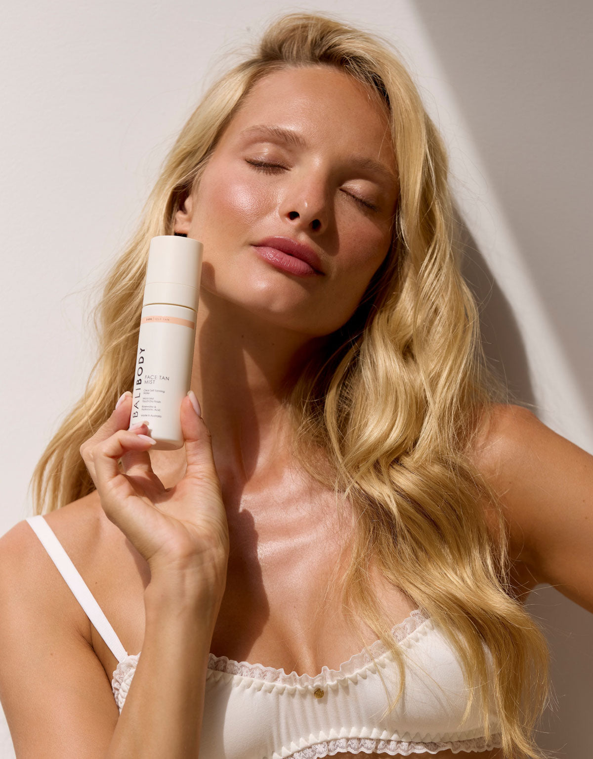 Mid-Size Dark Face Tan Mist (70ml)